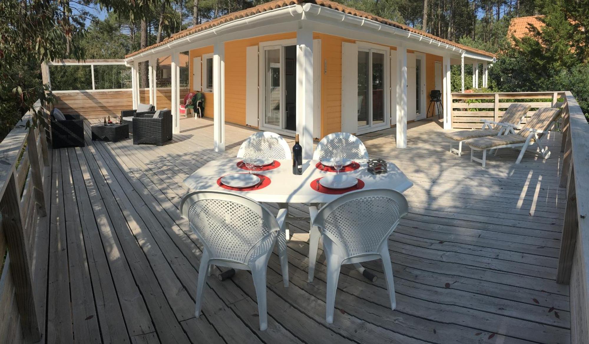 Chalet Orange Naturiste La Jenny Le Porge Exteriér fotografie